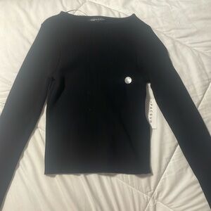 Kendall& Kylie Black longsleeve with slits in side. size small. new.